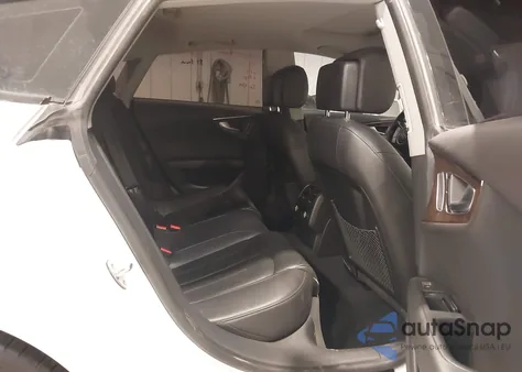 2016 Audi A7 3.0T Premium Plus z USA, uszkodzony, nr VIN WAUWGAFC6GN045208